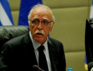 «Τα γύρισε» ο Δ.Βίτσας για F-35: «Γενναία πράξη η ενίσχυση της ΠΑ με F-35 - Επρεπε από την αρχή να είχαμε μπει στο πρόγραμμα»!